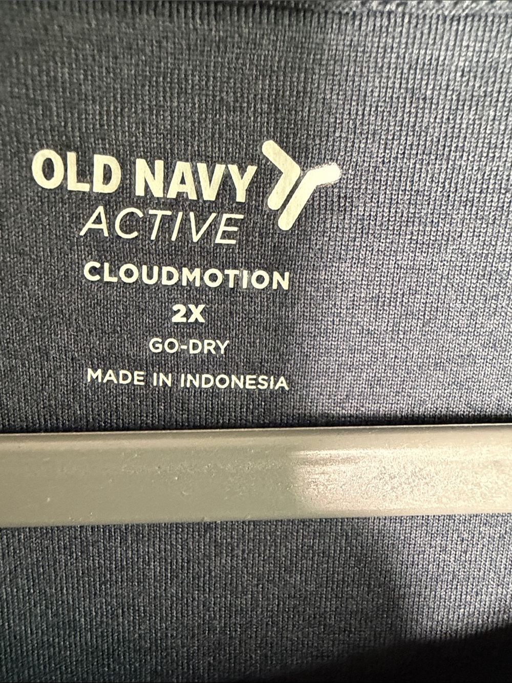 Old Navy Navy Blue Sleeveless Muscle Tank - Picture 2 of 3